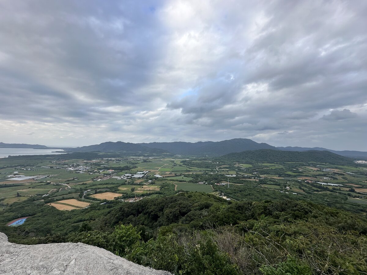 展望台から見た石垣島の大パノラマ