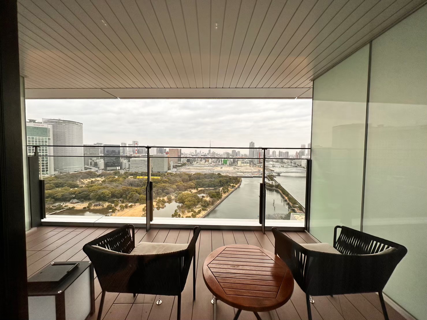 メズム東京 客室バルコニー 浜離宮恩賜庭園 都心スカイライン