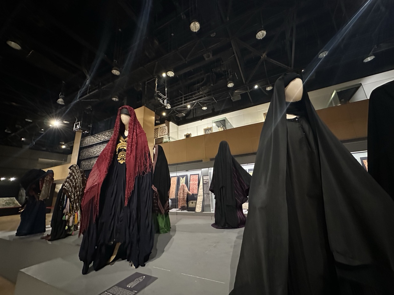 NMECのエジプトの民族衣装の展示